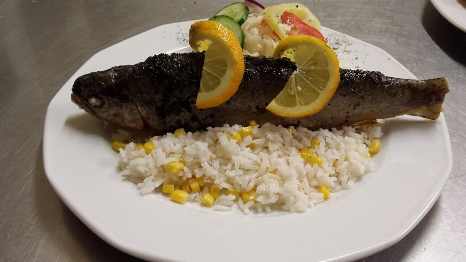 Borostyankert Etterem & Vendeghaz 호텔 Sitke 외부 사진